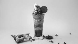 Oreo Milk N Cream Sundae