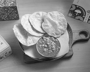 Chole Puri