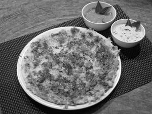 Tomato Onion Uttappam