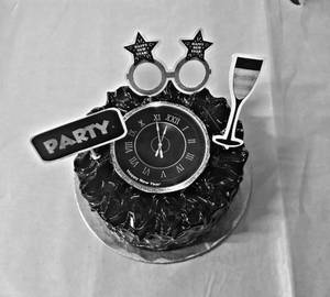 New Year 2026 Special Marble Chocolate Cake (500Gm)