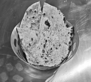 Garlic naan
