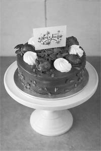 Chocolate Caramel Cake (750 Grms)
