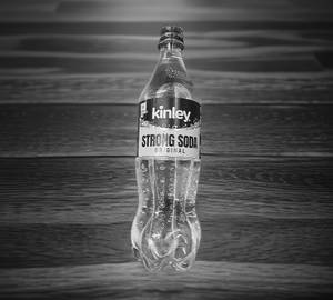 Kinley Soda 750Ml