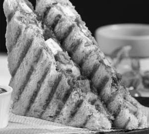 Chicken tikka grilled sandwich