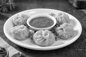Chicken Momos ( Steamed )