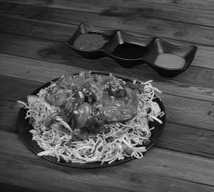 Veg Chopper Noodles + Semi Gravy
