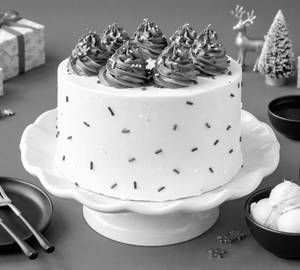 Christmas Specials Green Pines Cone Vannila Cake [500 Gms]