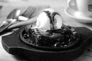 Sizzling Brownie With Chocolate