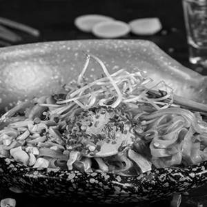 Hawkers Noodles (pad Thai) Egg