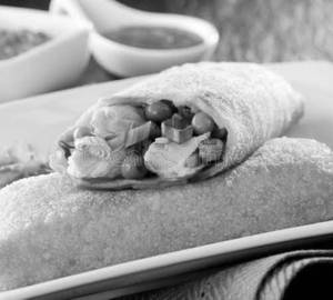 Bony spring roll