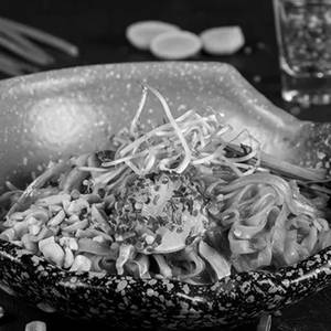Hawkers Noodles (pad Thai) Chicken