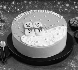 Christmas Specials Semi Fondant Snowman Hazelnut Cake [500 Gms]