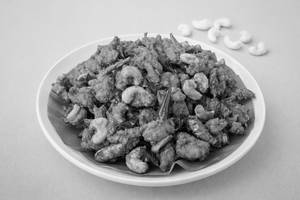 Kaju Chicken Pakoda Boneless