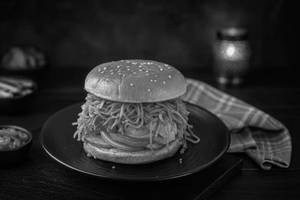 Special Noodle Burger