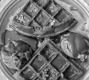 Tripple Chocolate Waffle with Mother Dairy Ice Cream