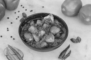 Aloo Pyaaz Gravy