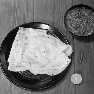 Egg Tadka With 3 Rumali Roti    