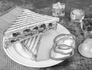 Veggi Club Sandwich