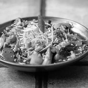 Pan Fried Noodles Chicken