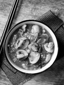 Mushroom Chilly Gravy