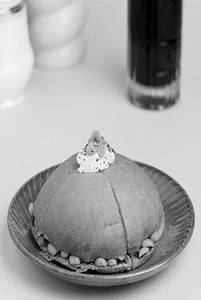 Kara Kadalai Bun