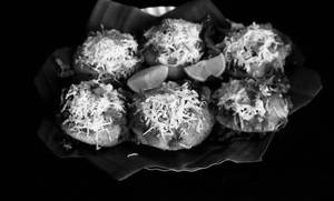 Cheese idli