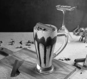 Kit Kat Milk Shake