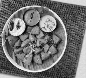 Schezwan idli dry