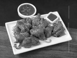 Red Pepper Chicken ( Bone Less)