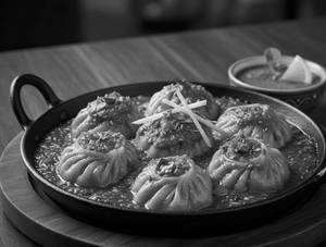 Dhaba Tawa Masala Gravy Veg Momo