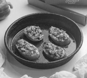 Chicken Garlic Bread with Cheese