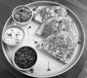 Quesadillas with Grilled Peppers (V)