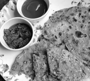2 Nos. Aloo Gobhi Pyaaj Paratha With Plain Curd & Pickles