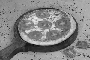 Tomato Pizza[Medium] + 250ml Cool Drink Free[online]
