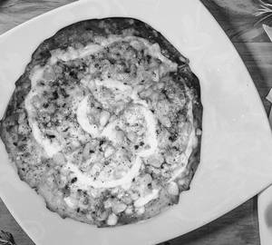Paneer Corn Cheese Pizza