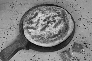 Pizza Chilli[Regular] + 250ml Cool Drink Free[online]