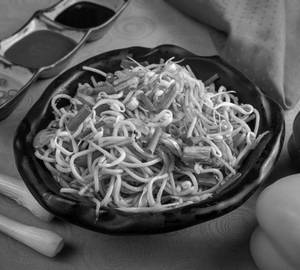 Shreshth Special Noodles
