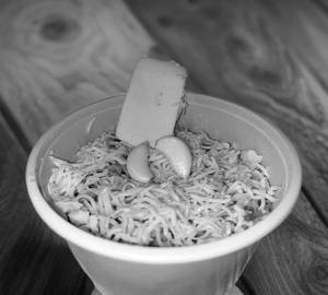 Plain butter cheese maggi [serves 1]