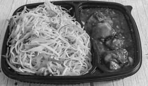 Chicken noodles + chicken manchurian (4 pcs)