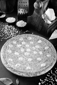 Cheesy-7 Pizza Pizza