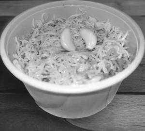Cheese garlic maggi [serves 1]