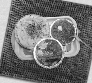 Chole with Amul Butter Kulche [4 Pc]