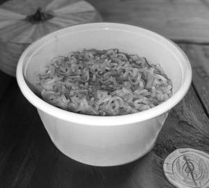 Plain maggi [serves 1]