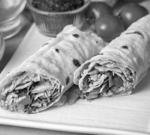 Chicken With Egg Roll