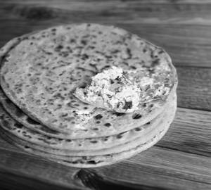 Paneer paratha
