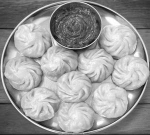 Veg Momos ( Steamed )