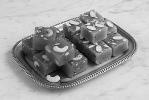 Badami Karachi Halwa
