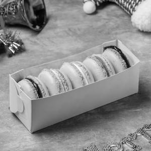 Macaron Box