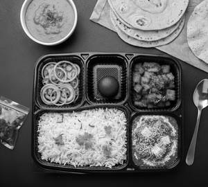 Madhuram Special Thali Box Packing