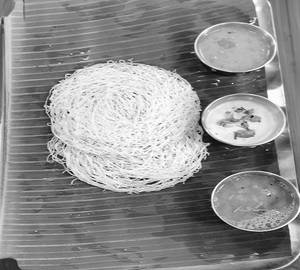 Idiyappam With Kurma ( 2 )